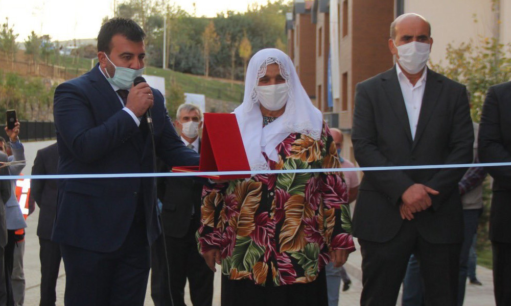 Beyaz Ana, evinin kapılarını açtı!