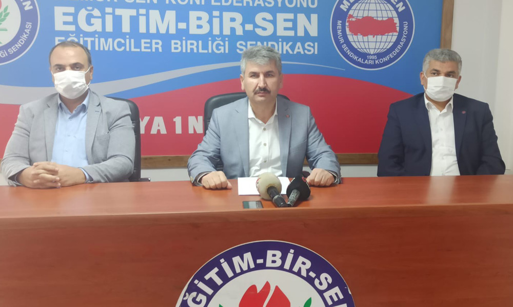 Küstahlık!