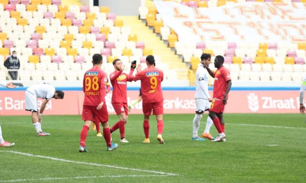 FUTBOLDA DİSİPLİN ESASTIR!