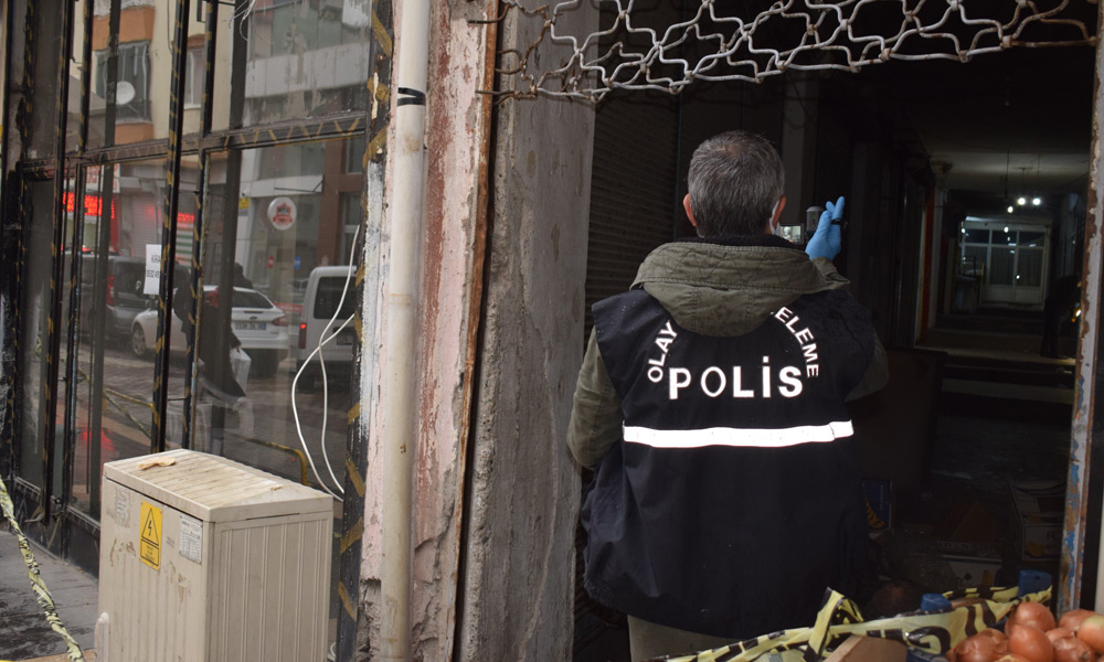 Kentte gündüz vakti silahlar konuştu!