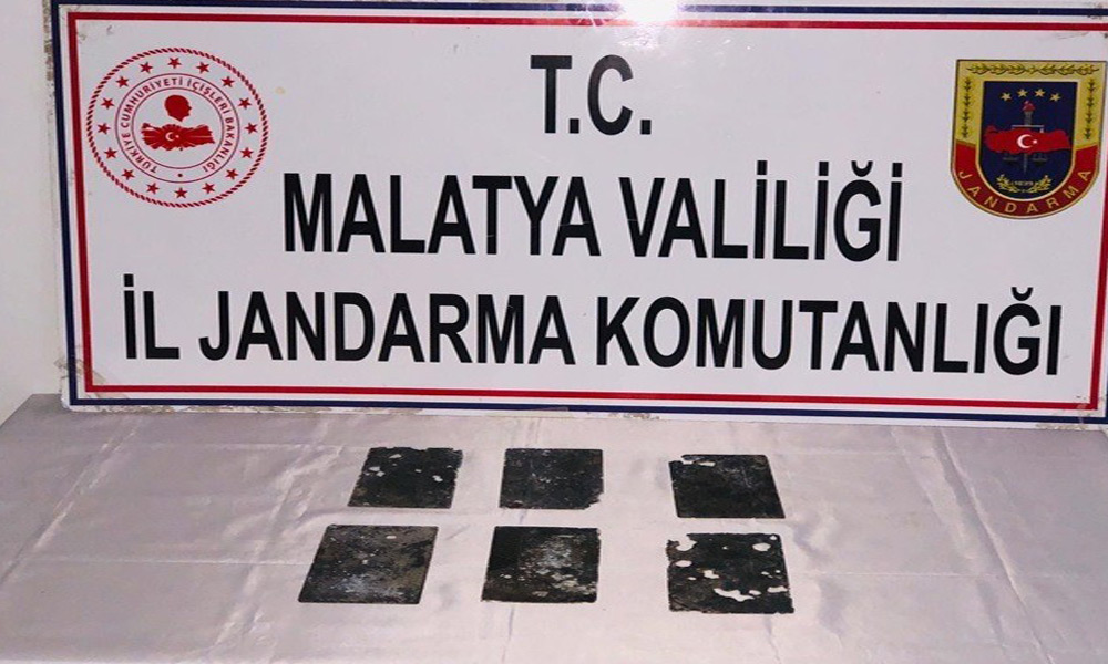 Tarihi eser kaçakçısı kıskıvrak!