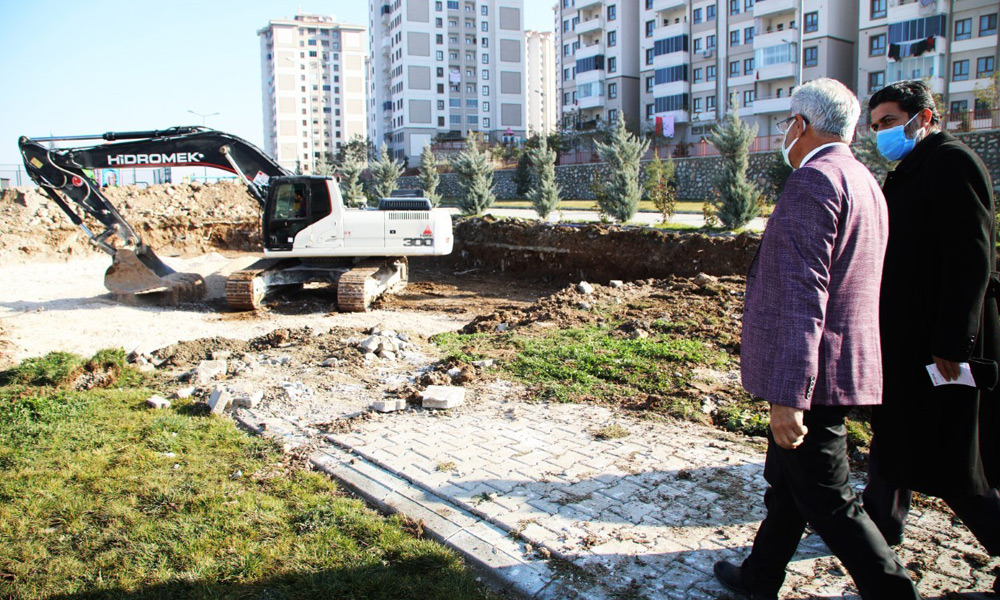 İlk kazma vuruldu!