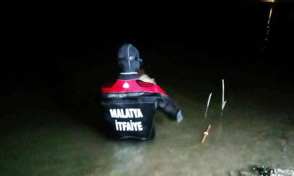 Balıkçı teknesi alabora oldu!