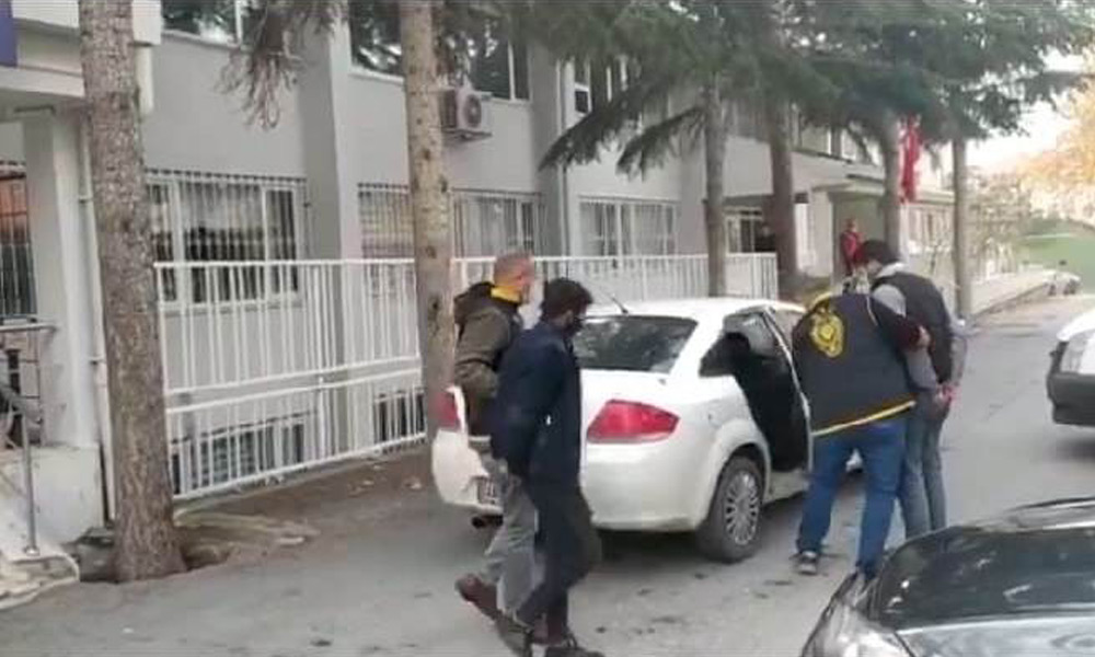 Oto fareleri kıskıvrak!