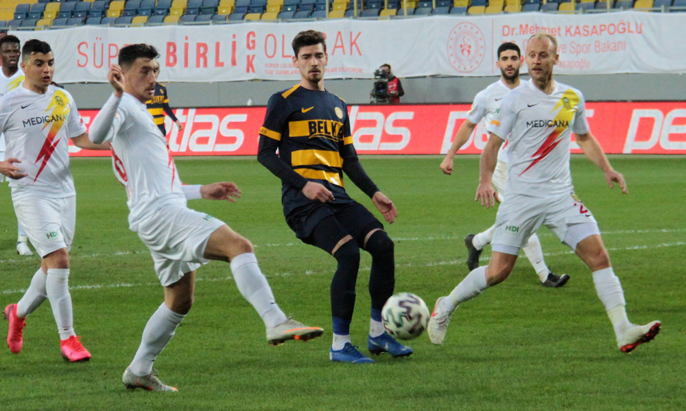 MKE Ankaragücü: 3 - Yeni Malatyaspor: 1