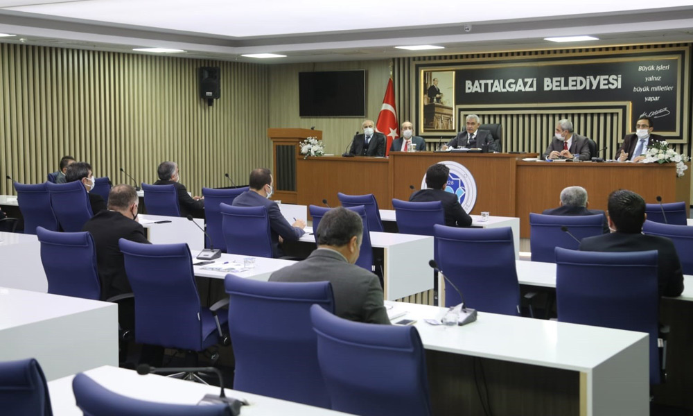 Güder: “Battalgazi’yi her alanda daha da ileriye götüreceğiz”
