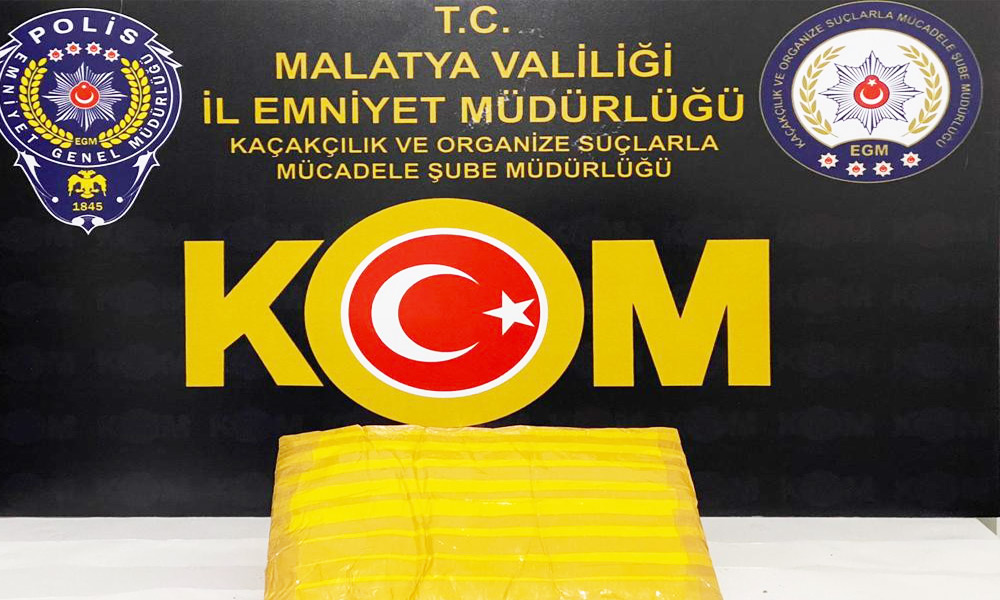 Bel korsesinde esrar kaçakçılığı!