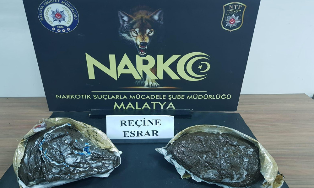 Yabancı uyruklu şahıslardan esrar çıktı!