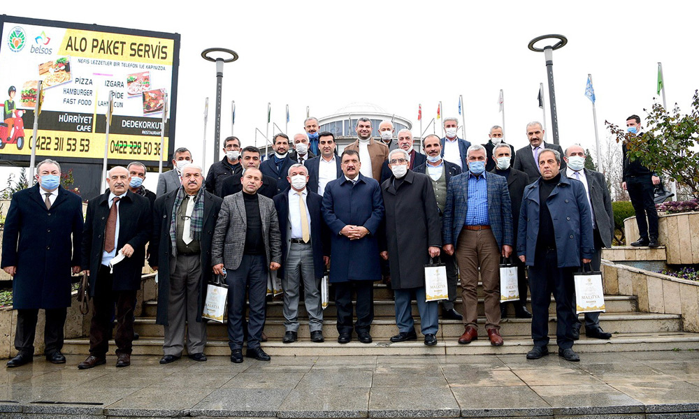 Muhtarlardan Gürkan’a hizmet teşekkürü!