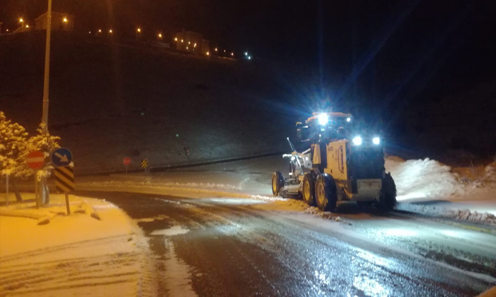 698 mahalle yolu ulaşıma açıldı
