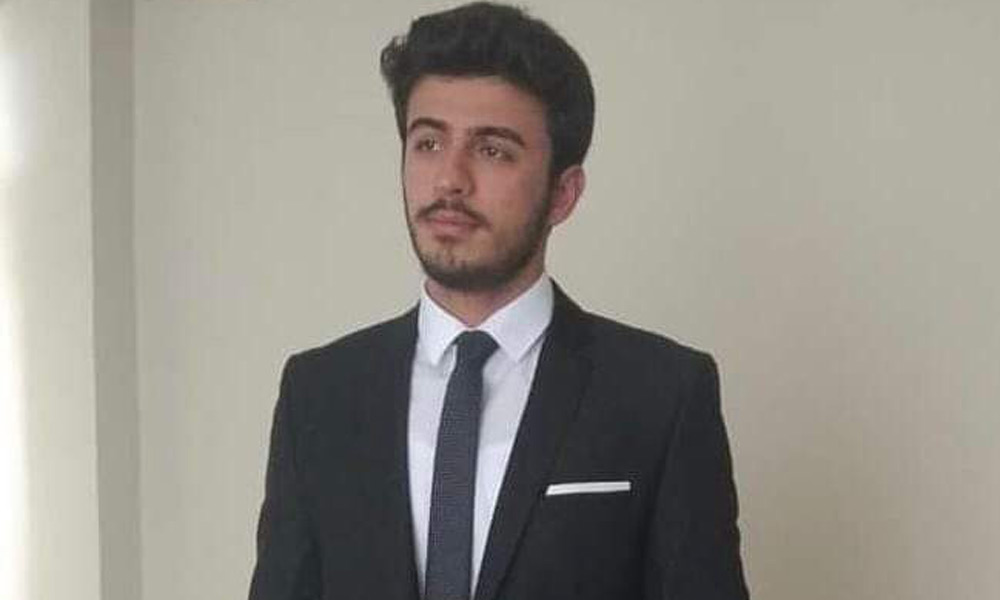 Memleketinde toprağa verildi