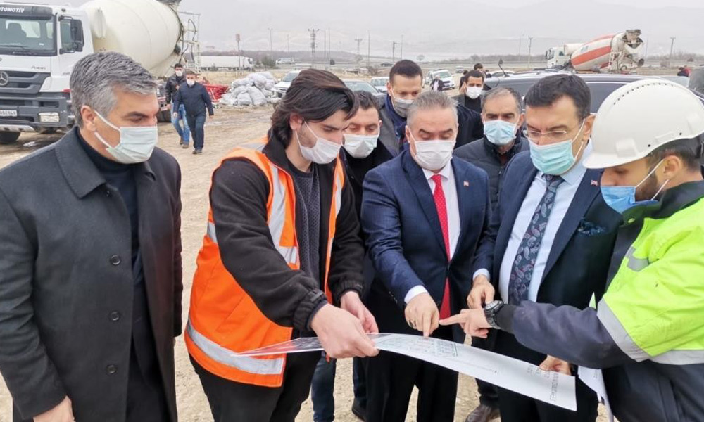 Tüfenkci: 'Omuz omuza vererek yaraları sardık'