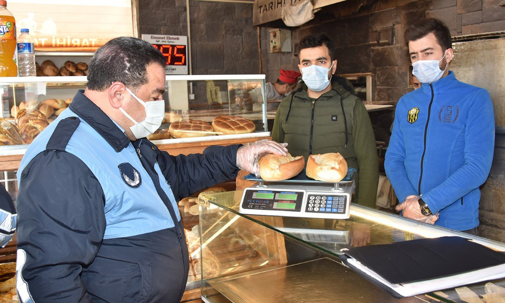 Ekmek denetimi sürüyor