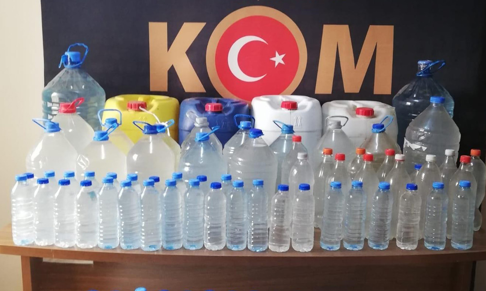 318 litre kaçak rakı ele geçirildi
