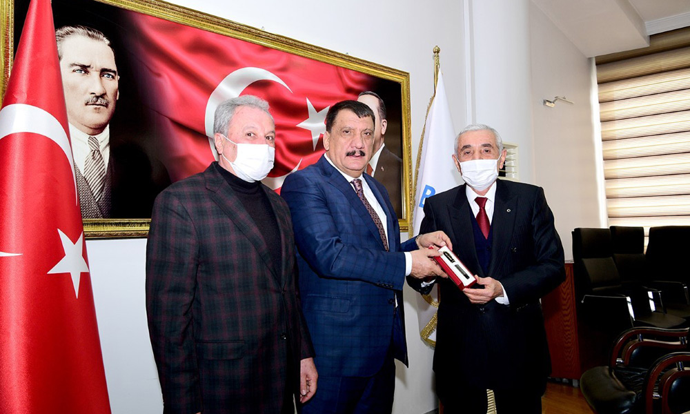 Gürkan: 'Kanaat önderlerinin görüşleri bizim için önemlidir'