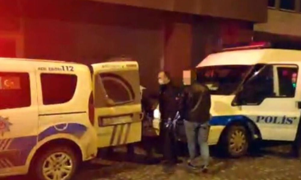 Kıraathaneye şok baskın!