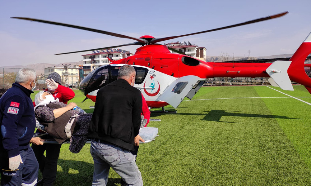 Hava ambulansı imdada yetişti