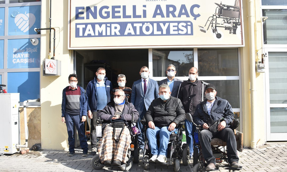 Engelli araçların tamiri yapılıyor