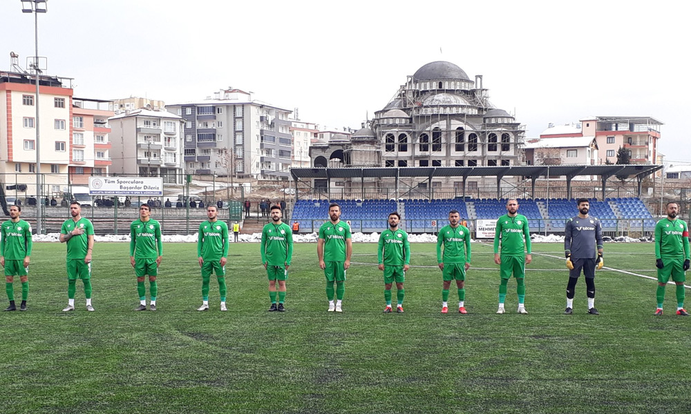 Zirveye bir adım daha yaklaştılar!