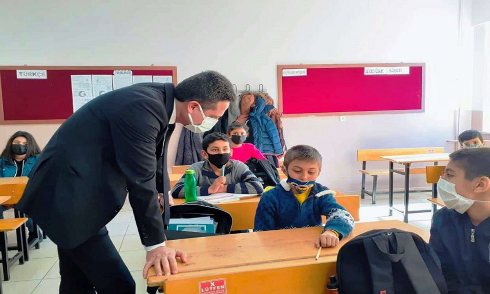 Köy okullarına destek!