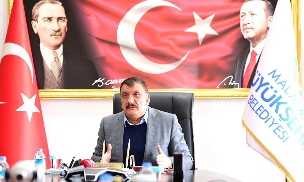 Gürkan, iş insanlarına hizmetlerini anlattı!