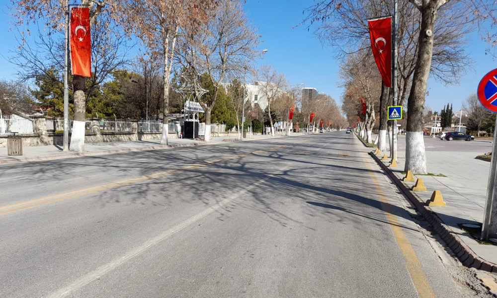 Sokaklar boş kaldı!