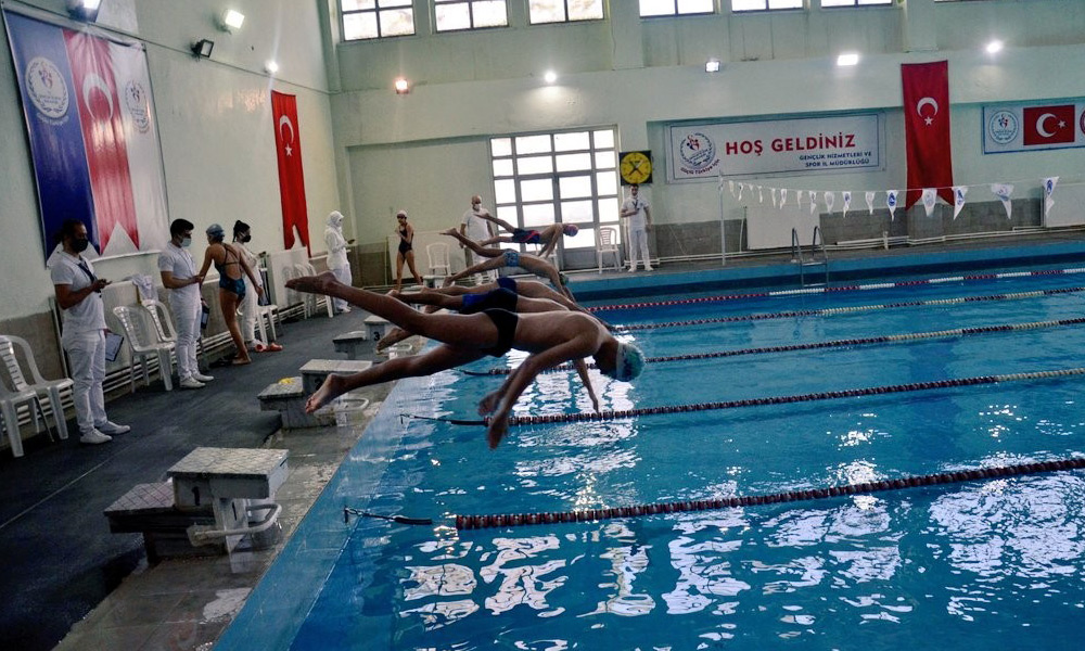 Müsabakalar çekişmeli geçti!