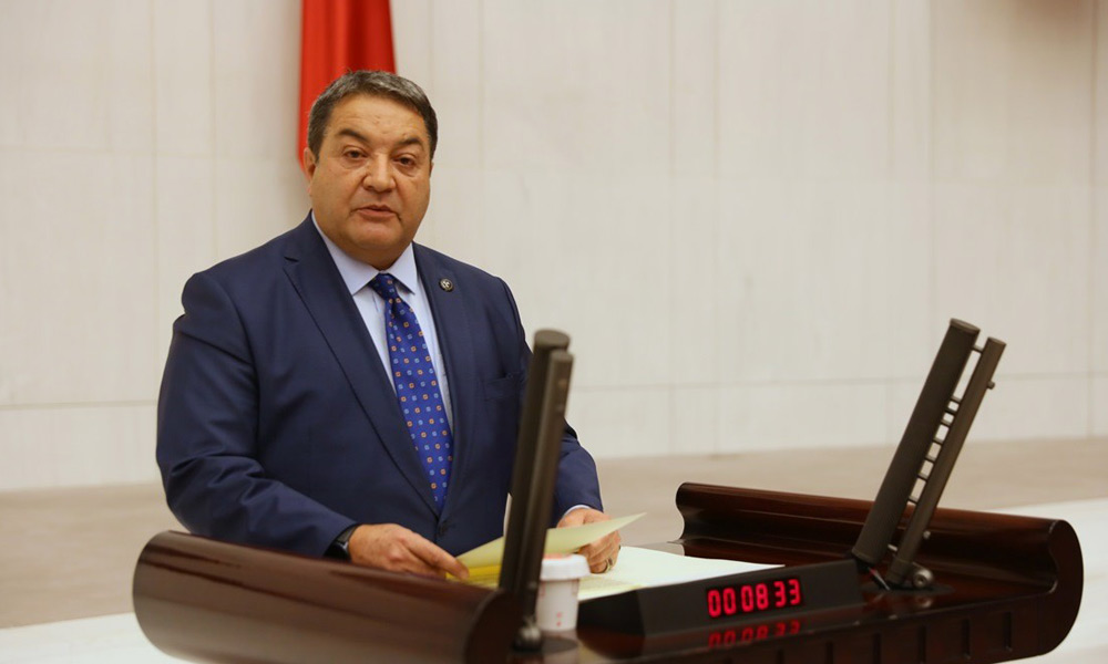 Fendoğlu: Sürekli dar boğaz yaşıyorlar!