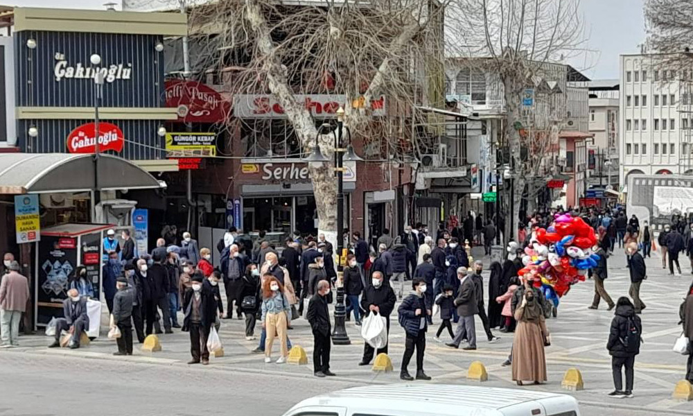 Malatya'da kısıtlamasız ilk cumartesi günü!