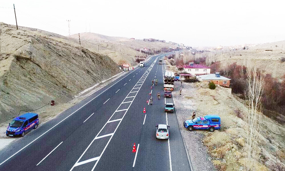 128 kişi kıskıvrak!