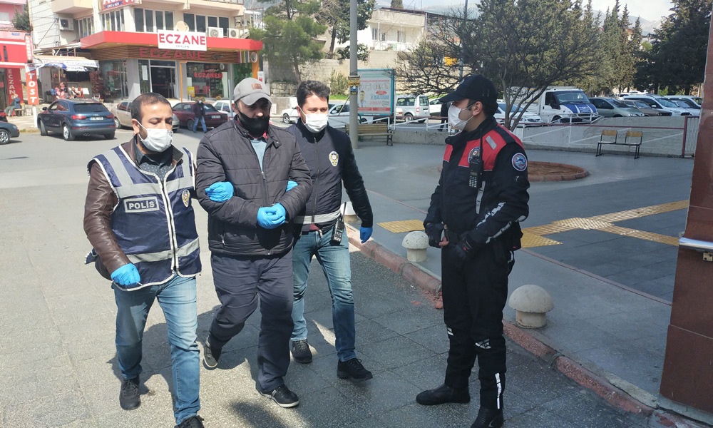 Hırsızlık şüphelisi kıskıvrak!