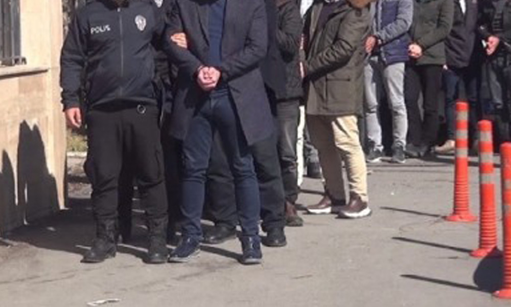 35 şüpheli adliyede!