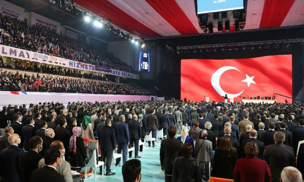 Öznur Çalık rekor kırdı!