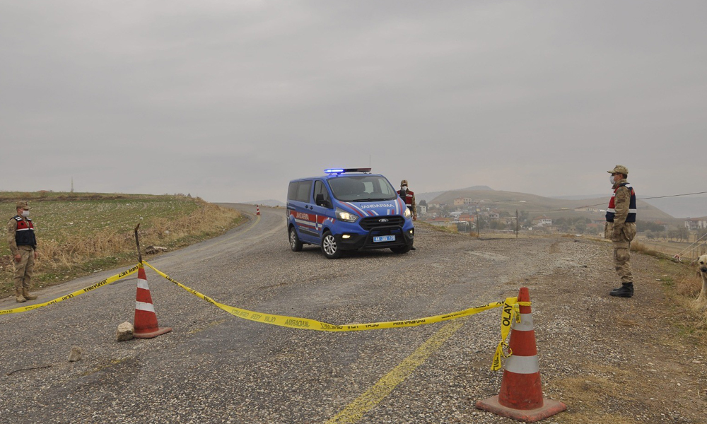 Bir mahalle karantina altına alındı