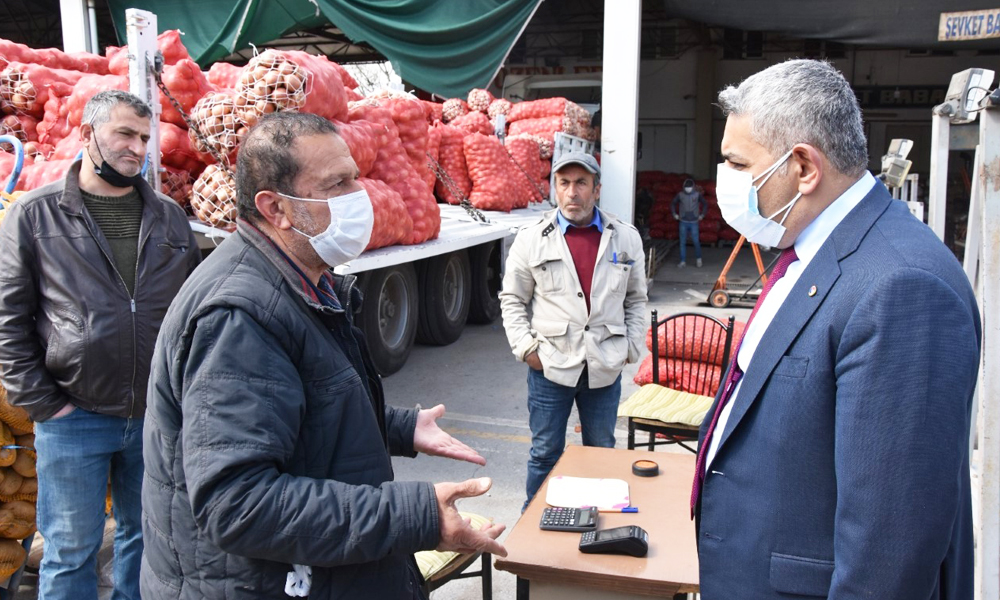 Sadıkoğlu: Hal esnafımızı önemsiyoruz