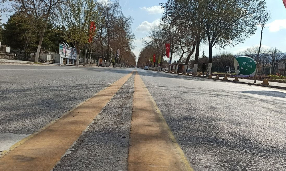 Cadde ve sokaklar boş kaldı