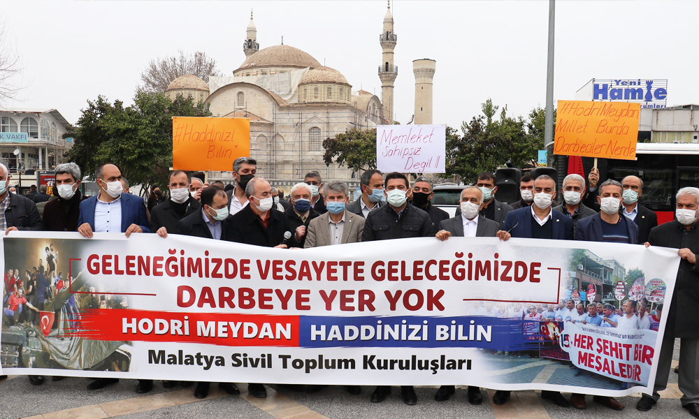 104 emekli amiral hakkında suç duyurusu!