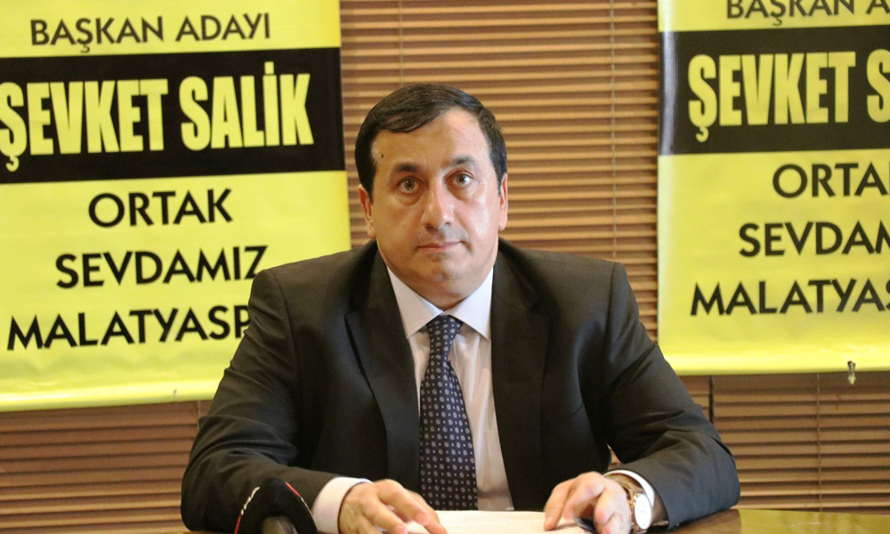 Şevket Salik koronaya yenildi