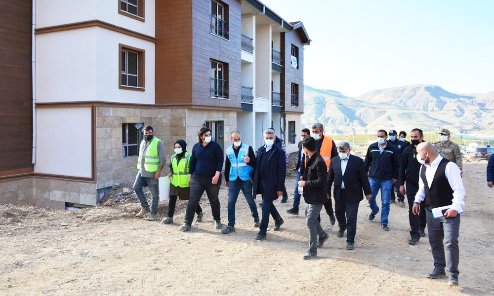 Deprem evlerinde sona doğru