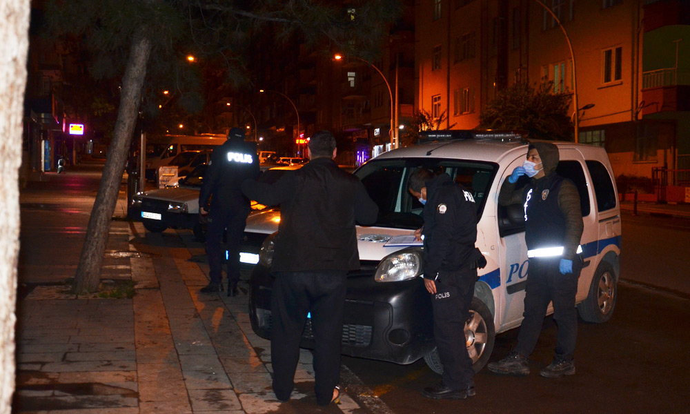 Yemek yaparken maruz kaldığı yoğun duman sonu oldu