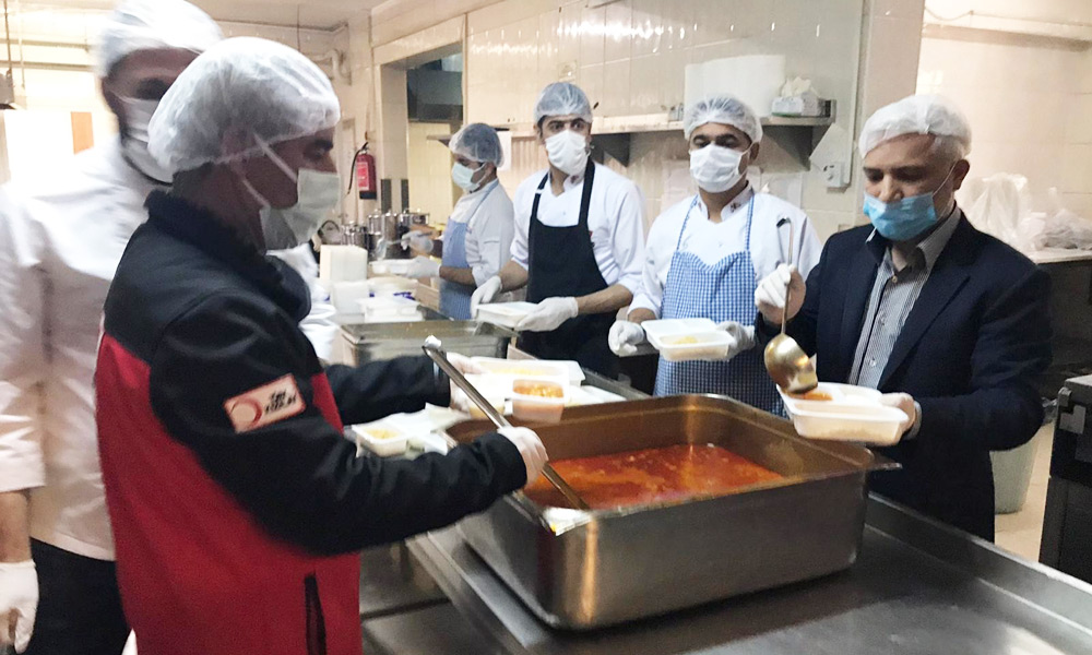 3 bin kişiye 33 gün sıcak yemek!