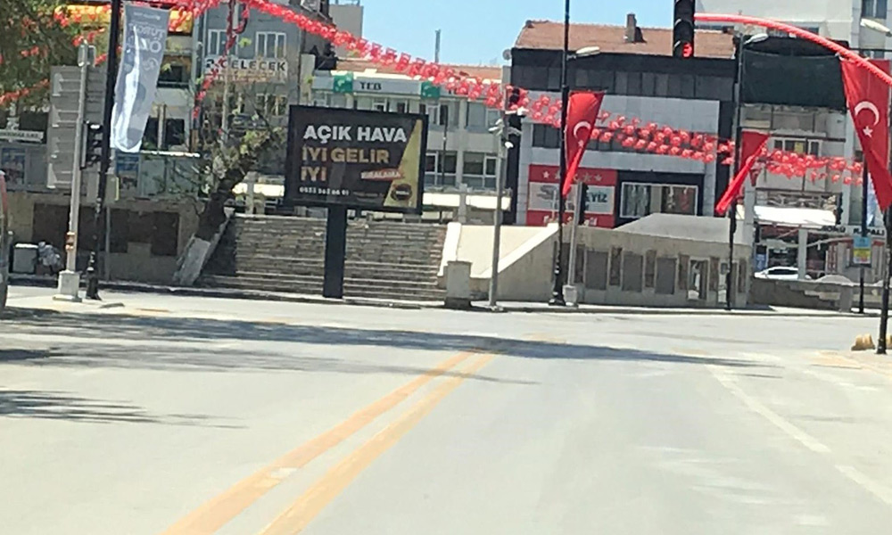 Malatyalılar genellikle kısıtlamaya uyuyor