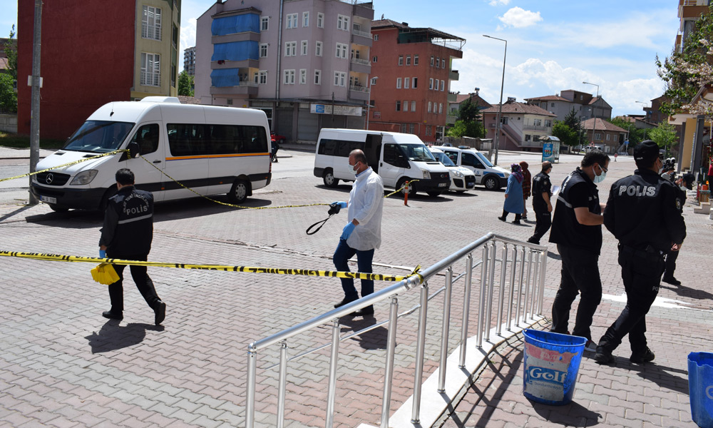 Kısıtlama dinlemeden kavgaya tutuştular!