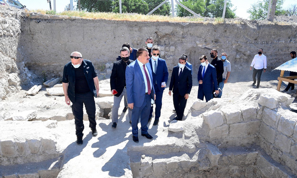 Sıra ikinci kazı çalışmalarında!..