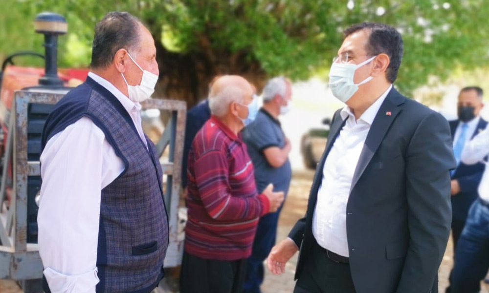 Utanmaz! Sıkılmaz!..