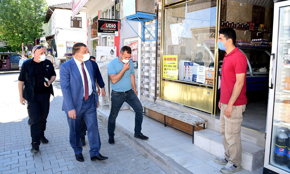 Gürkan, Eskimalatya Meydanını gezdi