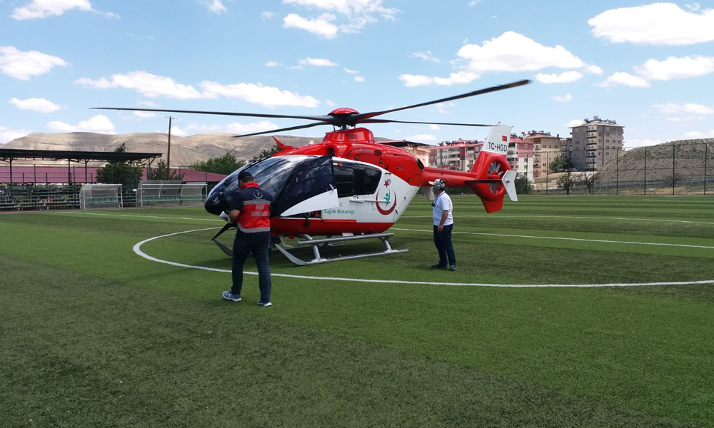 Hava ambulansı imdada yetişti