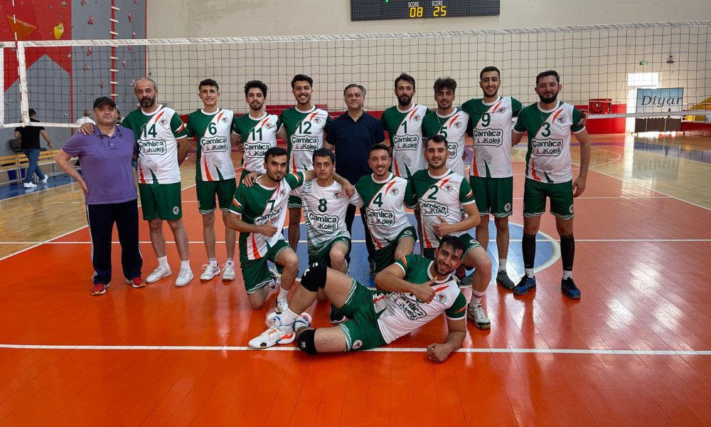 Çamlıca Voleybol hanesine 3 puan yazdırdı