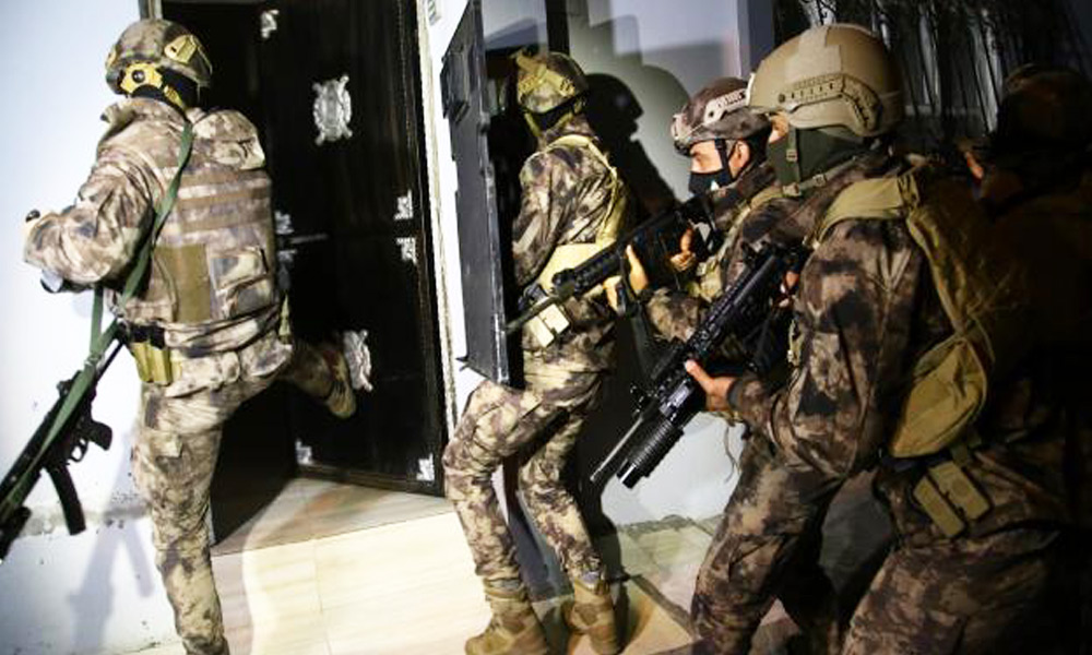 DEAŞ operasyonunda 17 gözaltı!